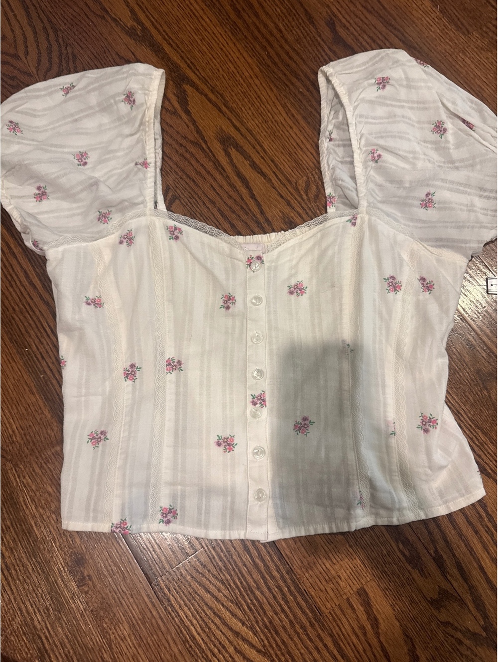 NWT Pink Floral and Lace Blouse Size Medium